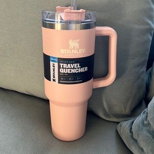 Stanley 40 oz Quencher